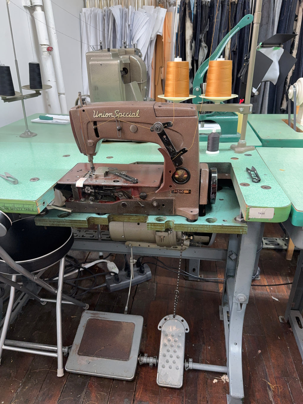 Chainstitch Hemming Machine - 1 Hour Booking